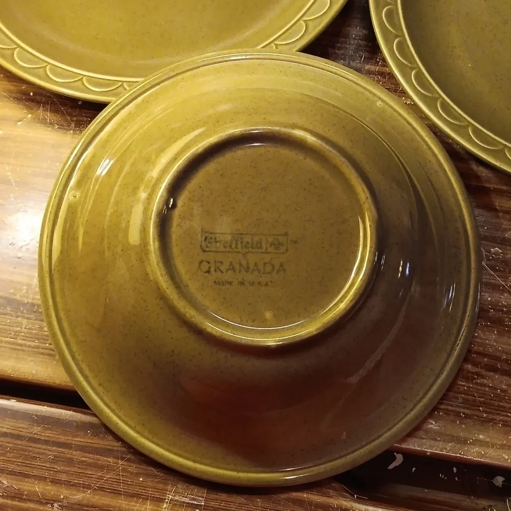 Vintage 1970s mcm retro Homer Laughlin Sheffield Grenada green bowl and plates